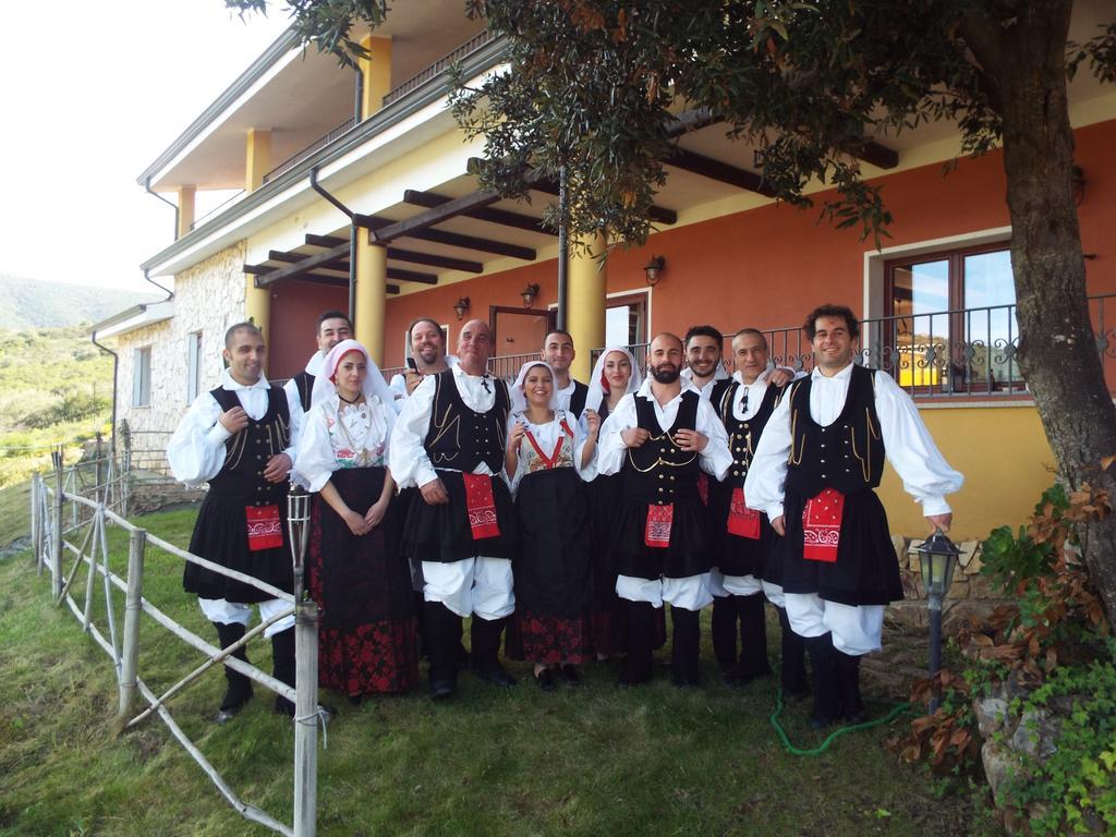 La Casa Sarda Hotel Fluminimaggiore Luaran gambar